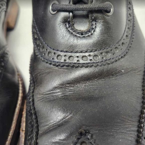 Men\'s 10 Cole Haan Liam semi wing-tip chukka boots in black leather C11052 main image 14